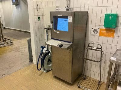 Overview picture of s/s work station